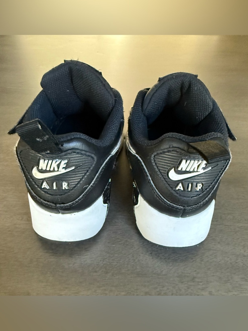 Nike Air Max 90 EasyOn Little Kids' Shoes Size 2 - Picture 3 of 8